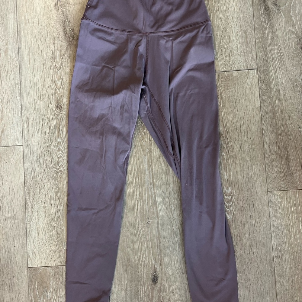 Purple High-Waisted Leggings Size M